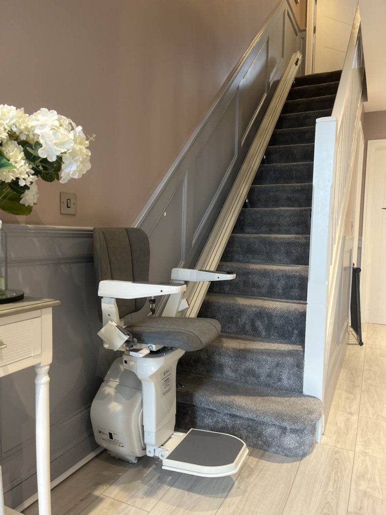 Broadmeadow View, Ratoath, County Meath - Ergo Power Swivel