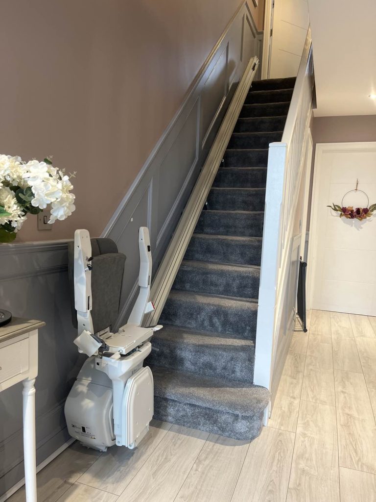 Broadmeadow View, Ratoath, County Meath - Ergo Power Swivel