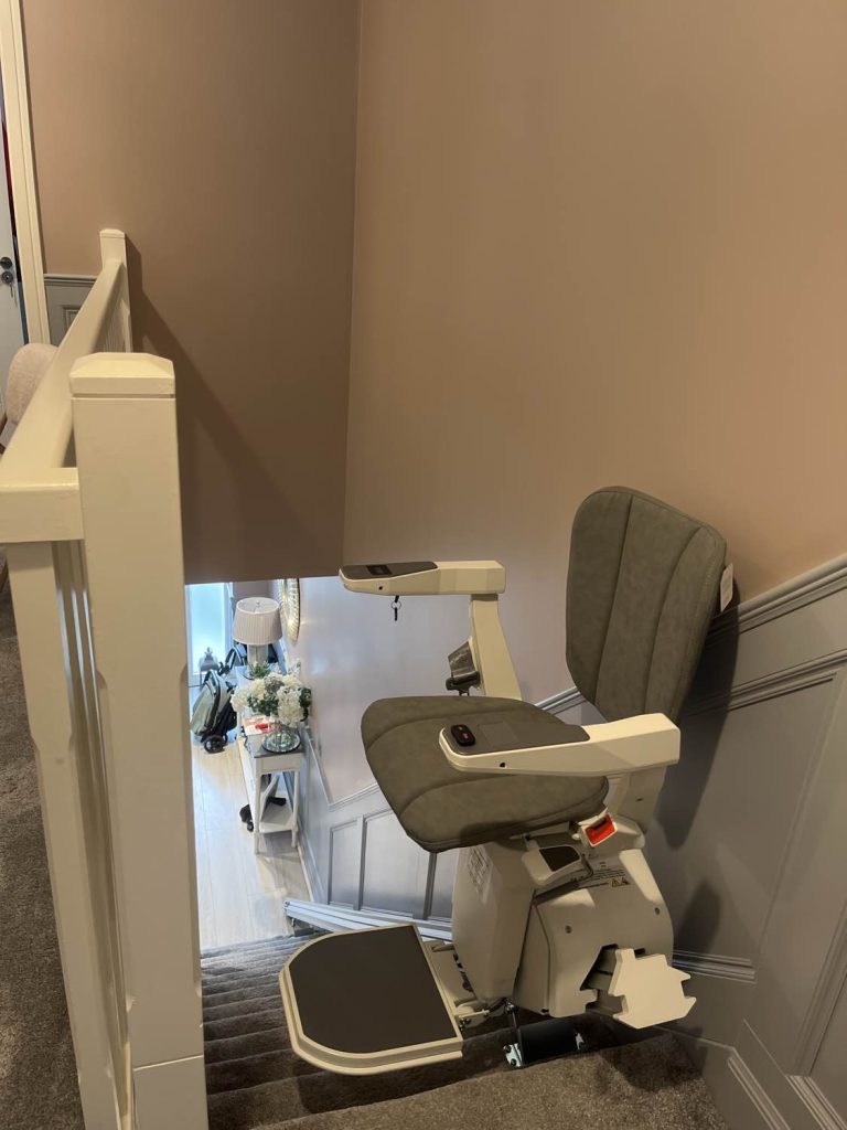 Broadmeadow View, Ratoath, County Meath - Ergo Power Swivel