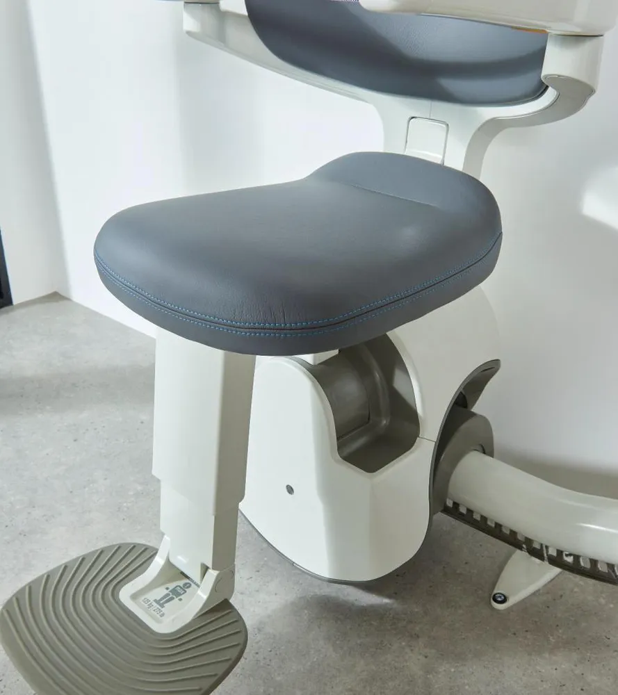 Flow X stairlift padded seat and anti-slip footrest